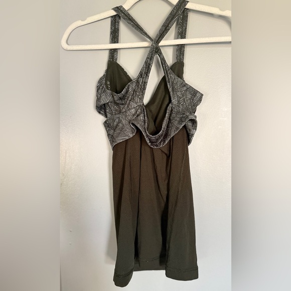 Lululemon Warp it up Tank - Olive Green - Picture 4 of 4